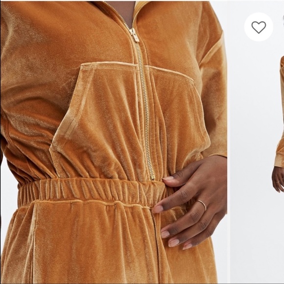 💕Velvet Jumpsuit💕 - Picture 2 of 3